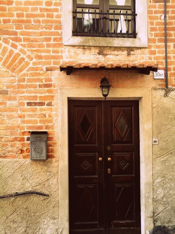 Il Cortiletto Dei Capperi Bed & Breakfast Gassino Torinese Dış mekan fotoğraf