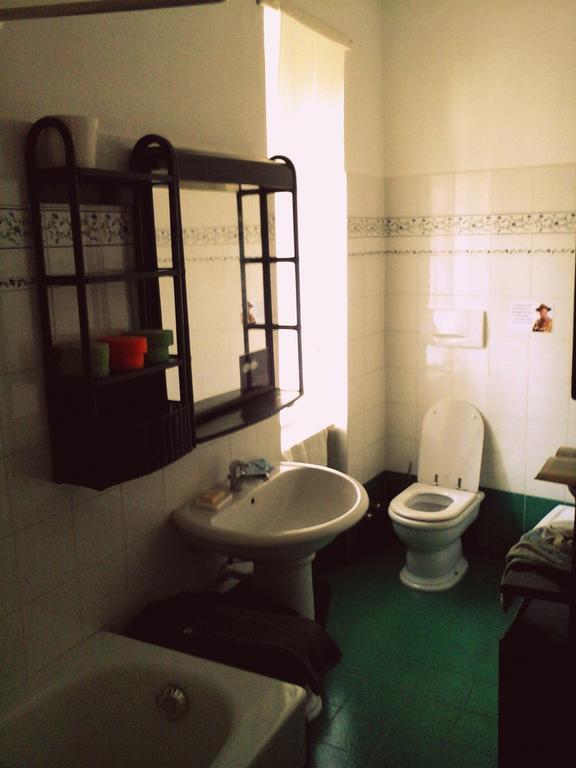 Il Cortiletto Dei Capperi Bed & Breakfast Gassino Torinese Oda fotoğraf