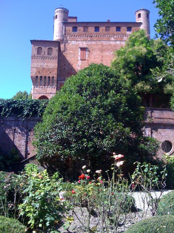 Il Cortiletto Dei Capperi Bed & Breakfast Gassino Torinese Dış mekan fotoğraf